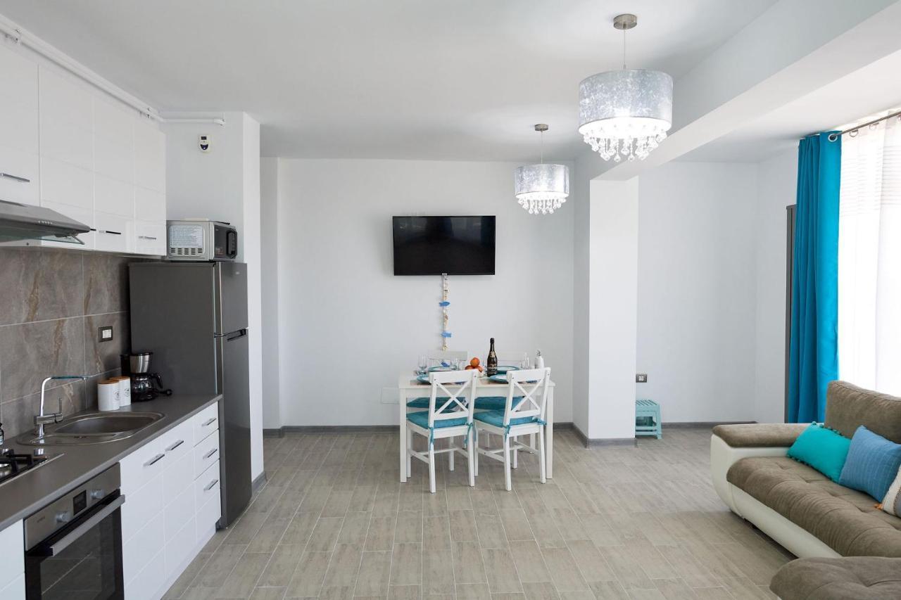 Sophie Apartment Spa N Pool Beach Resort Năvodari المظهر الخارجي الصورة