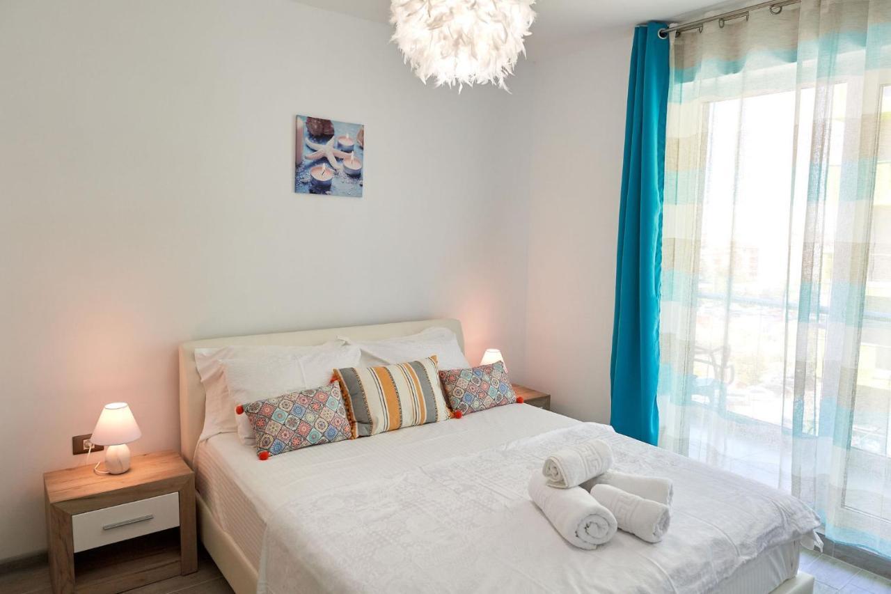 Sophie Apartment Spa N Pool Beach Resort Năvodari المظهر الخارجي الصورة